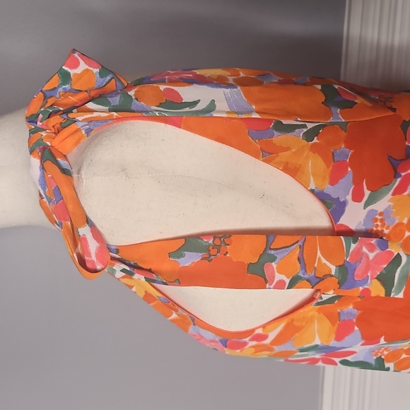 Pink Lily Vibrant Floral One-Shoulder Mini Dress - Picture 5 of 9